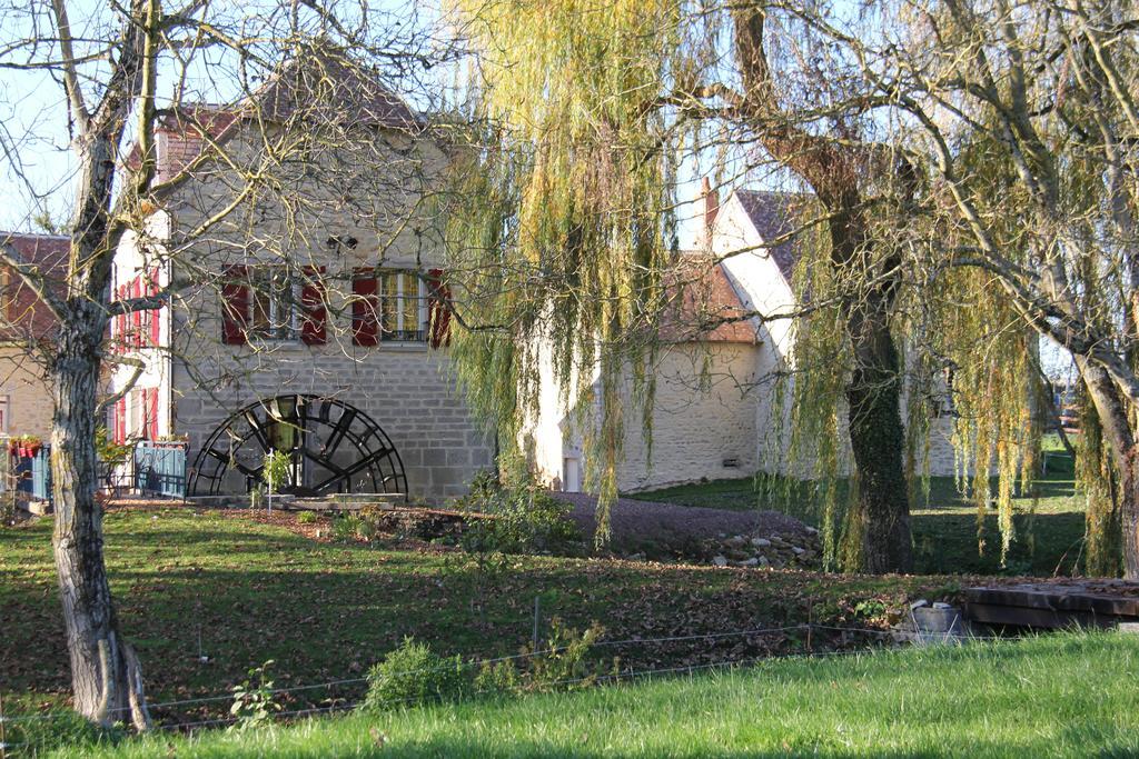 Moulin De Petoulle Hotel Charenton-du-Cher Exterior photo