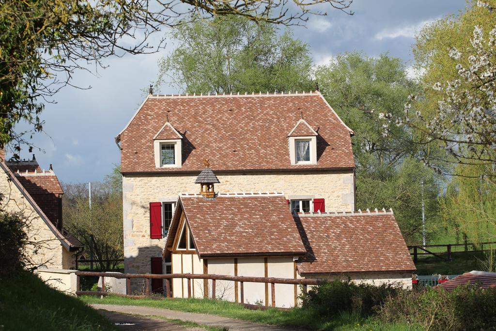 Moulin De Petoulle Hotel Charenton-du-Cher Exterior photo